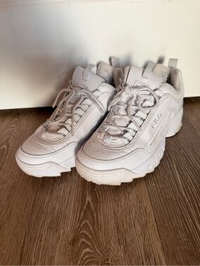 Fila White Leather Platform Sneakers US9.5, 41EU, UK7